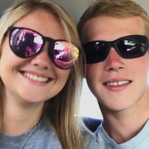 Meet your Posher, Makenzie